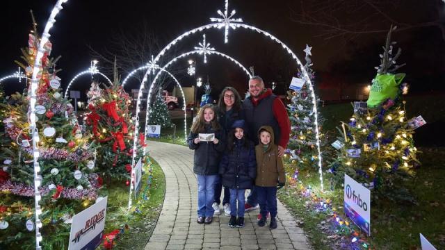 Tree lighting & visit with Santa