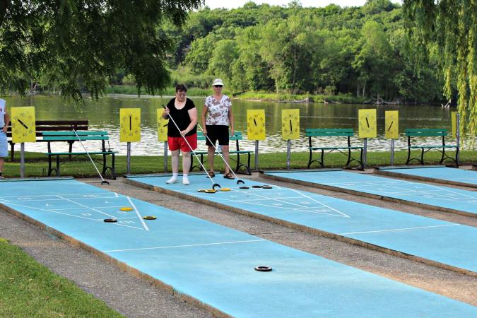 Organized Shuffleboard Play