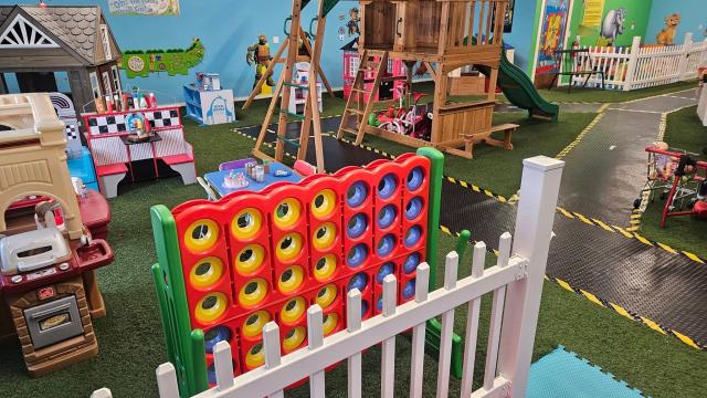 Kidtopia Indoor Playground & Party Place 