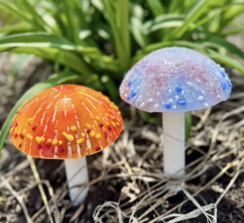 Mighty Lil Mushroom Garden Stake Class