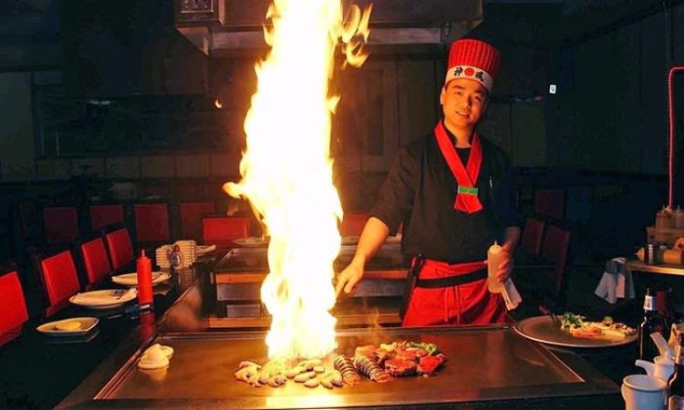 Sizzling Good Time at Fuji Steakhouse