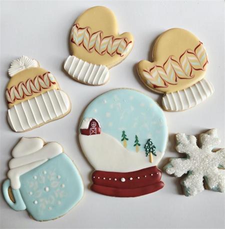 Cookie Decorating 101: A Snowy Midwest Winter