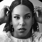 Liv Warfield: Peoria’s Soulful Powerhouse