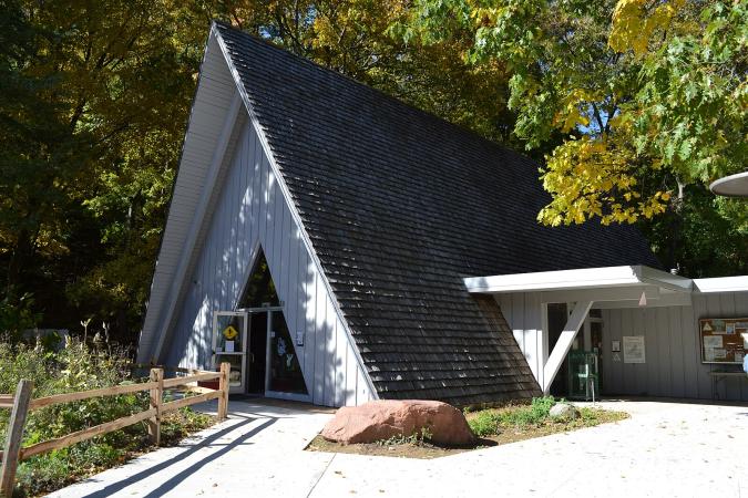 Forest Park Nature Center: Peoria’s Quiet Escape