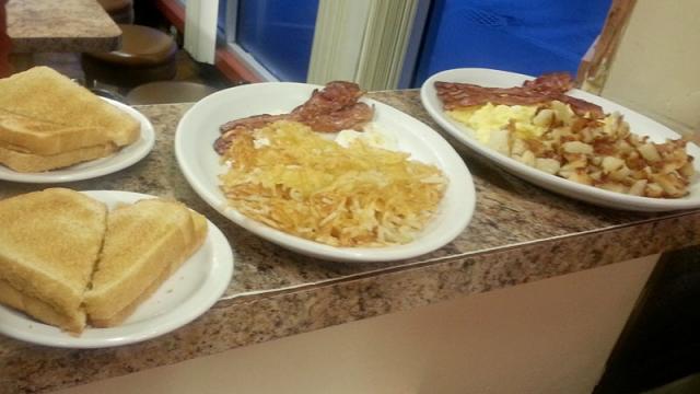 Pat's Forest Hills Cafe