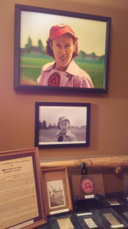 Rockford Peaches autograph signing for Women in Baseball Week at Crimson Ridge 