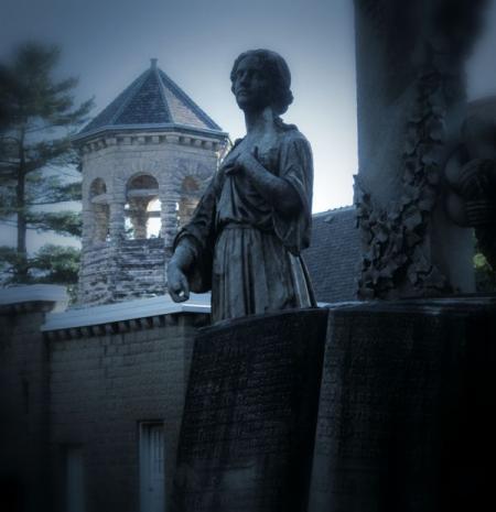 Greenwood Cemetery by Twilight Tour