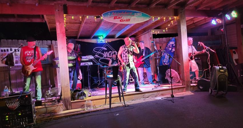 Snap Shot Rocks Screw City Tavern - Rockford