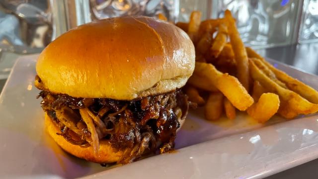 Lunch at Garrett's Restaurant and Bar