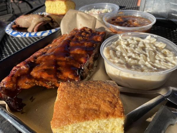 Outdoor Dining with Smokin Coop BBQ Pit