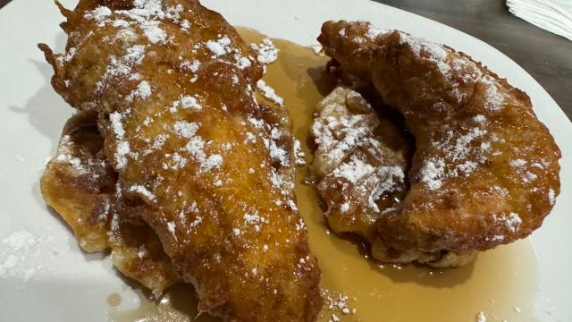 Weekend Brunch at Screw City Tavern