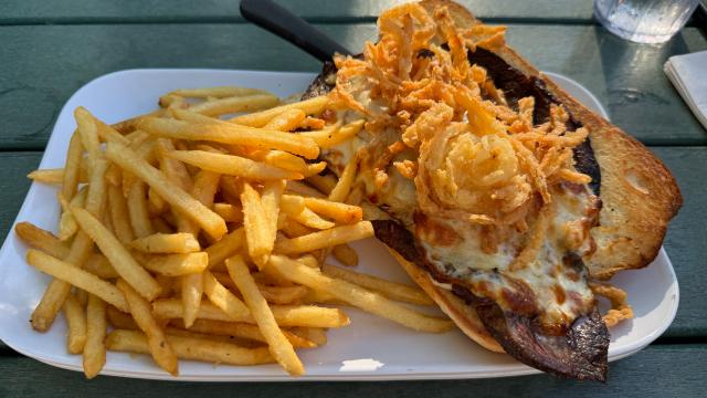 A Rockford Patio Classic at Olympic Tavern