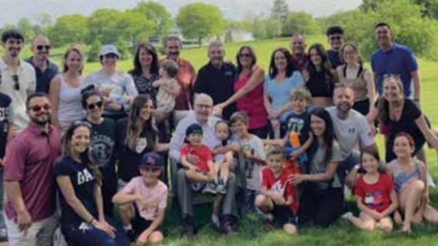 Four Generation One Dream to 40 years In October At Franchesco