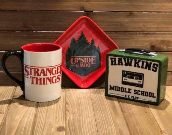 Stranger Things Trivia & Paint