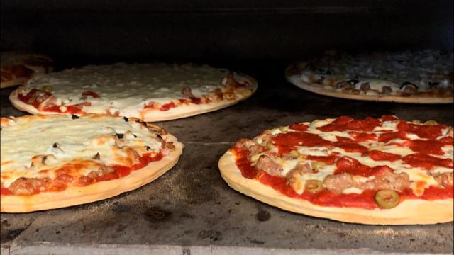 Rockton, Stateline Area Pizza Restaurant, The Delicious Legacy of Sam's Pizza Restaurant