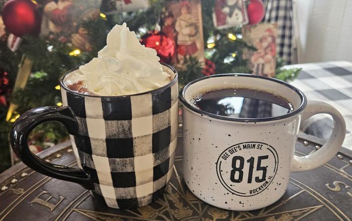 Cozy Up This Winter at DeeDee's Main Street Coffee & Decor! ❄️☕